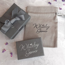 Load image into Gallery viewer, Mermaid studs earring&#39;s