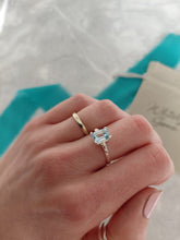 Load image into Gallery viewer, Astral Topaz Ring ||