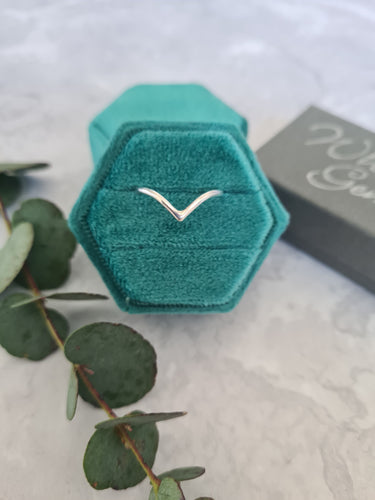 Silver wishbone ring