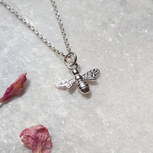 Load image into Gallery viewer, Silver Bee necklace