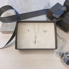 Load image into Gallery viewer, Silver Bee Set