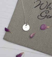 Load image into Gallery viewer, Silver Initial Necklace,Initial Disc,Silver Disc Necklace,Personalized Jewellery,Silver Necklace